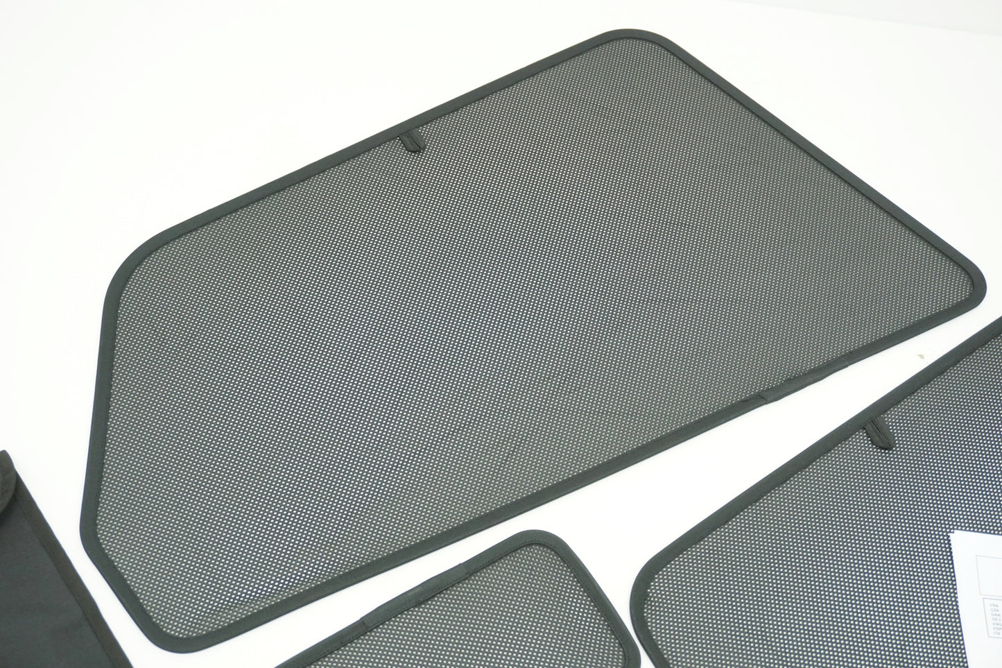 Nouveaux stores pare-soleil pour vitres latérales arrière pour Renault Captur I 7711575371