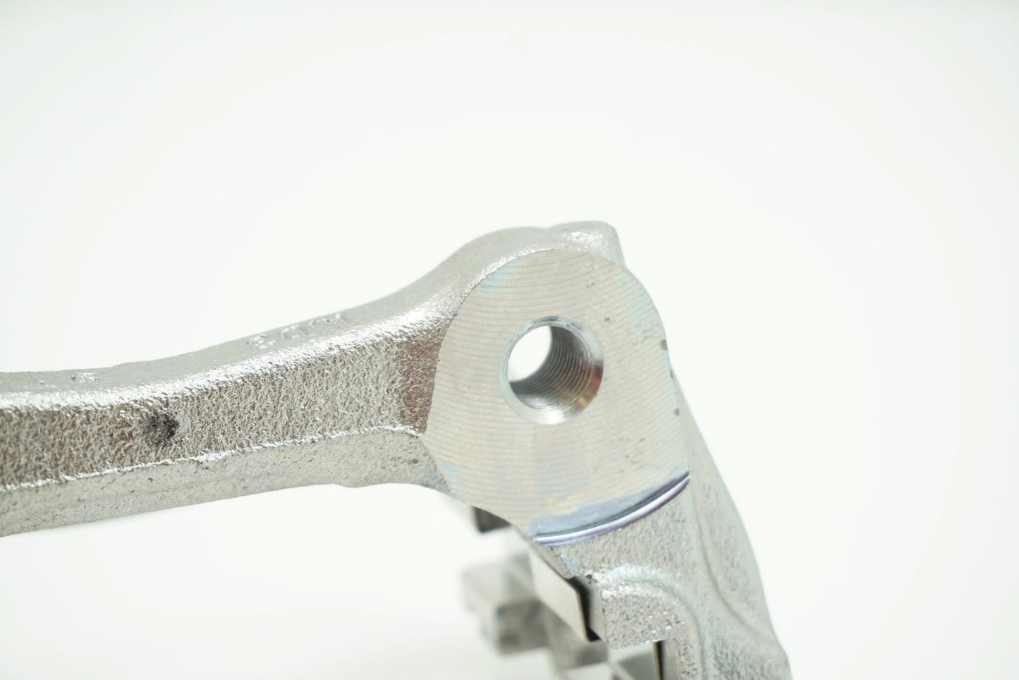 Support d'étrier de frein pour Renault 440439145R