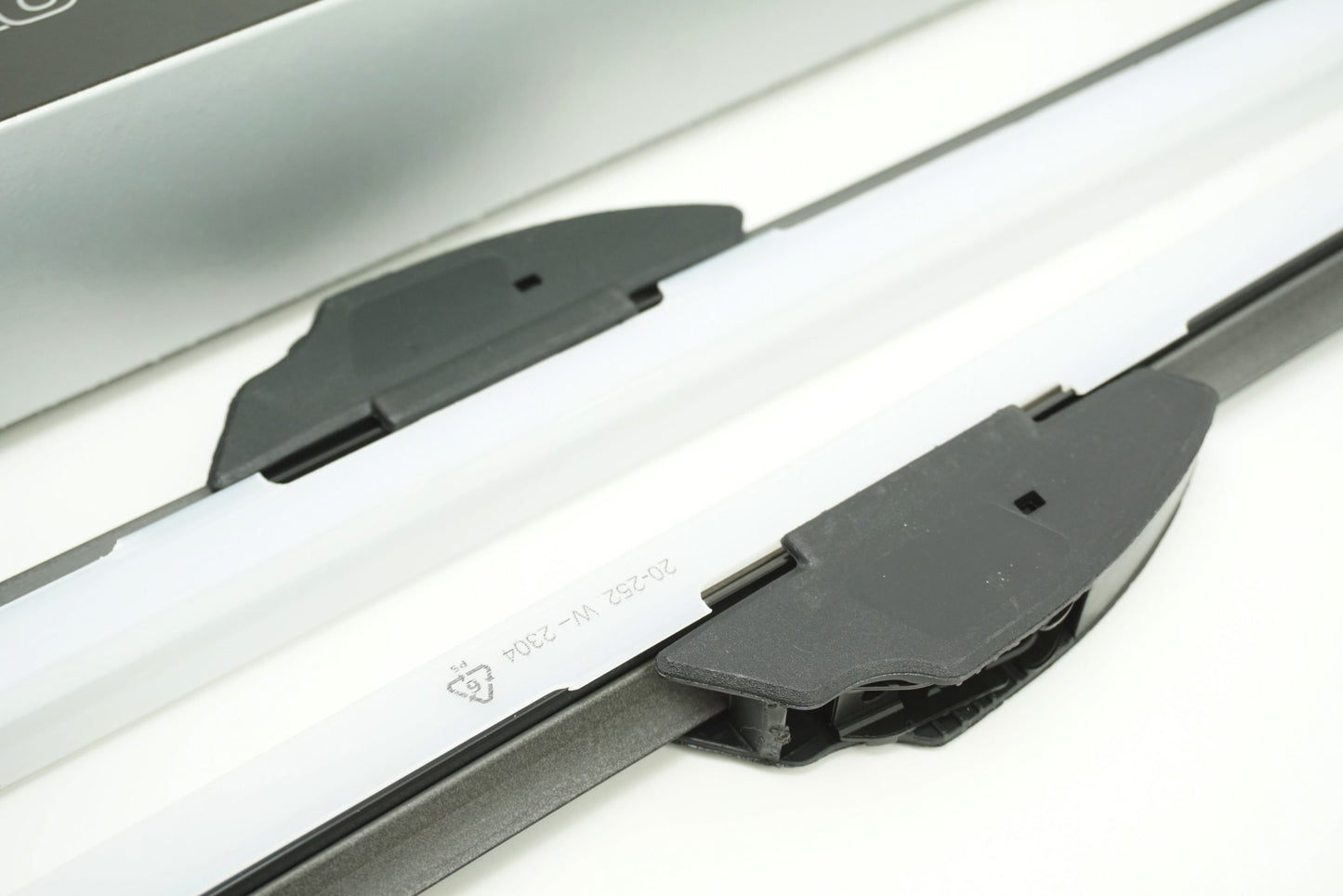 Balais d'essuie-glace 650/650 mm pour Renault Master III