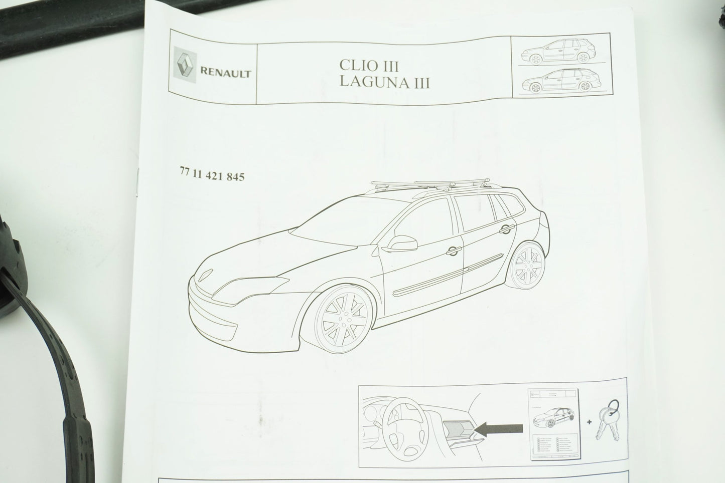 Barres de toit pour Renault Clio III Laguna III 7711422448