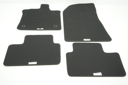 Tapis de sol en velours pour Renault Captur II 8201721343