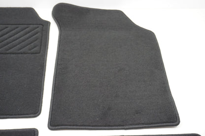Tapis de sol en velours pour Renault Clio IV 7711574911