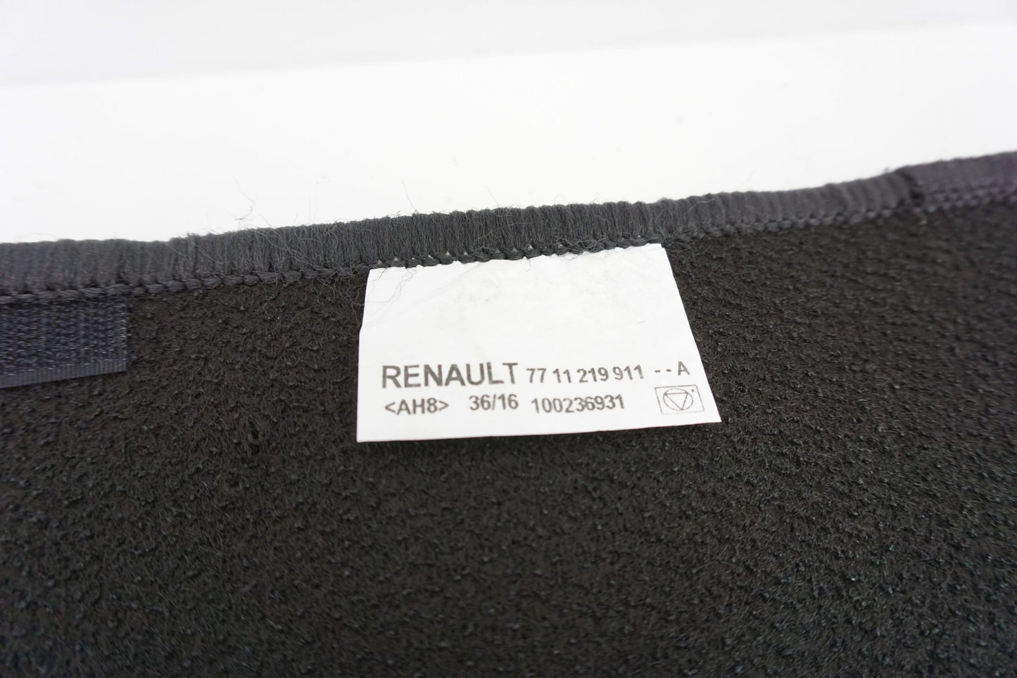 Tapis de sol en velours pour Renault Clio IV 7711574911