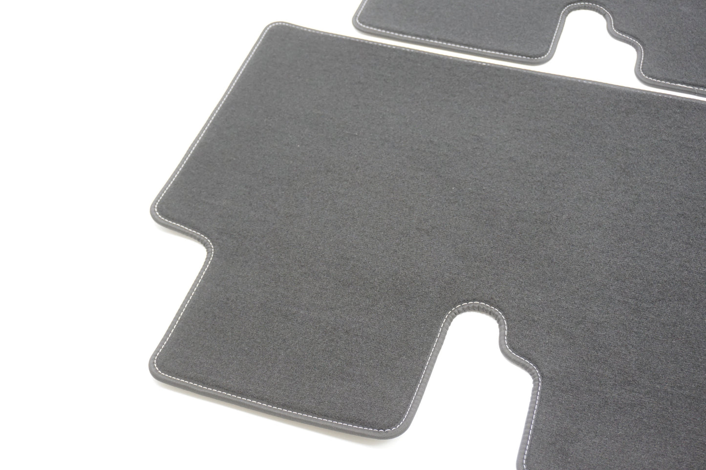 Tapis de sol en velours pour Renault Trafic III Opel Vivaro 8201409344