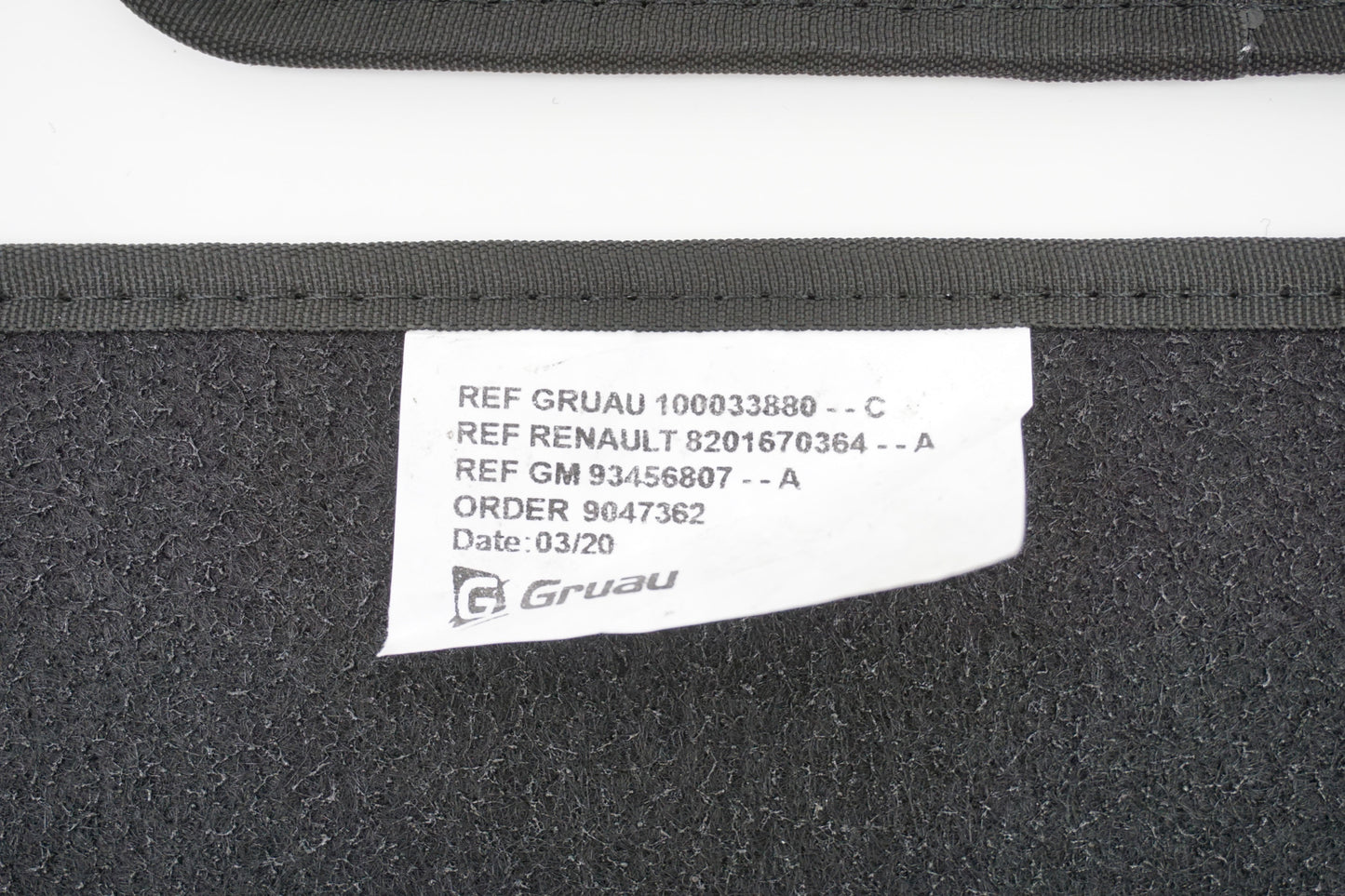 Tapis de sol en velours pour Renault Trafic III Opel Vivaro 8201409344