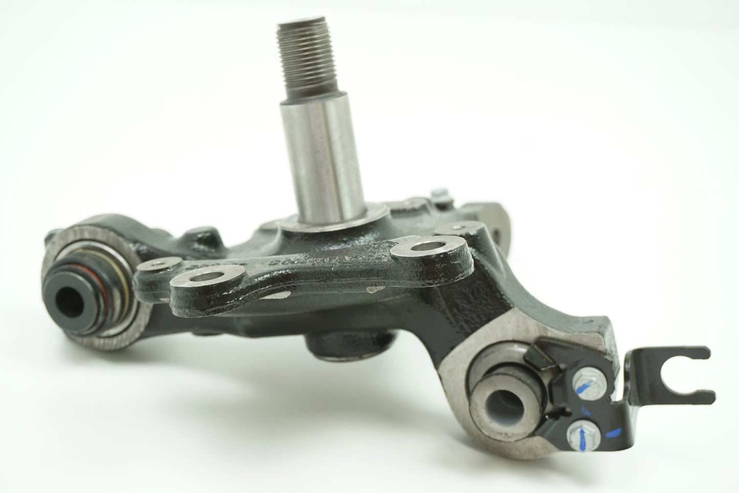 Pièce d'origine Fusée de roue arrière gauche pour Renault Espace V 430192902R