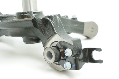 Pièce d'origine Fusée de roue arrière gauche pour Renault Espace V 430192902R