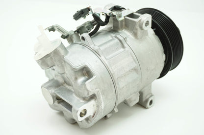 Pièce d'origine Compresseur de climatisation pour Renault 926009944R