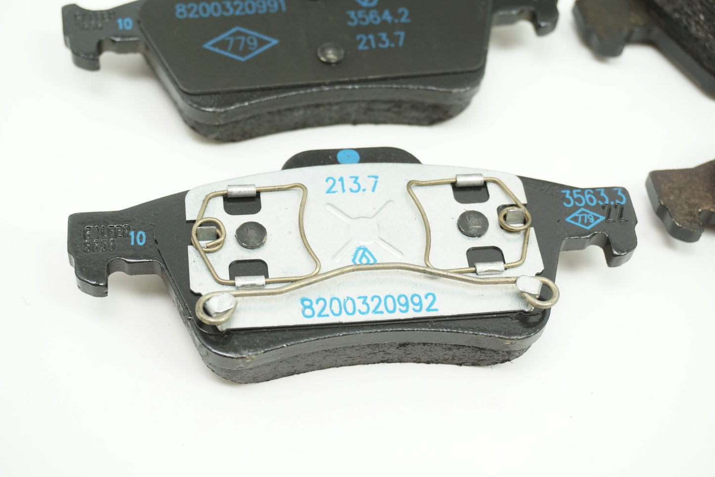 Pièce d'origine Plaquettes de frein arrière pour Renault Laguna II 7701207996
