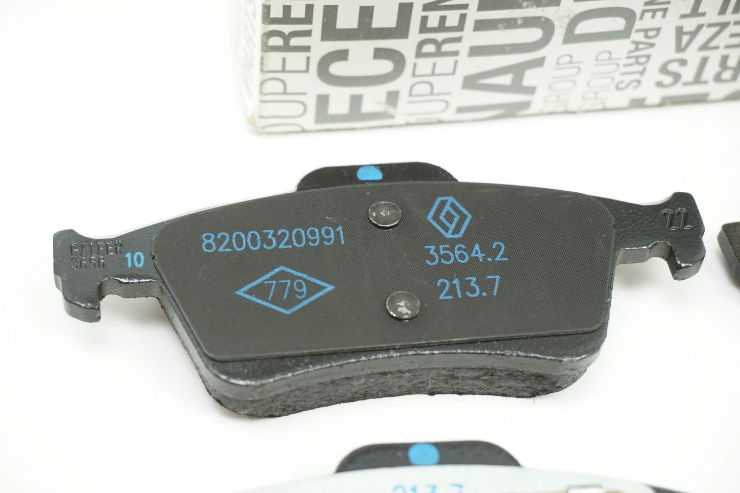 Pièce d'origine Plaquettes de frein arrière pour Renault Laguna II 7701207996