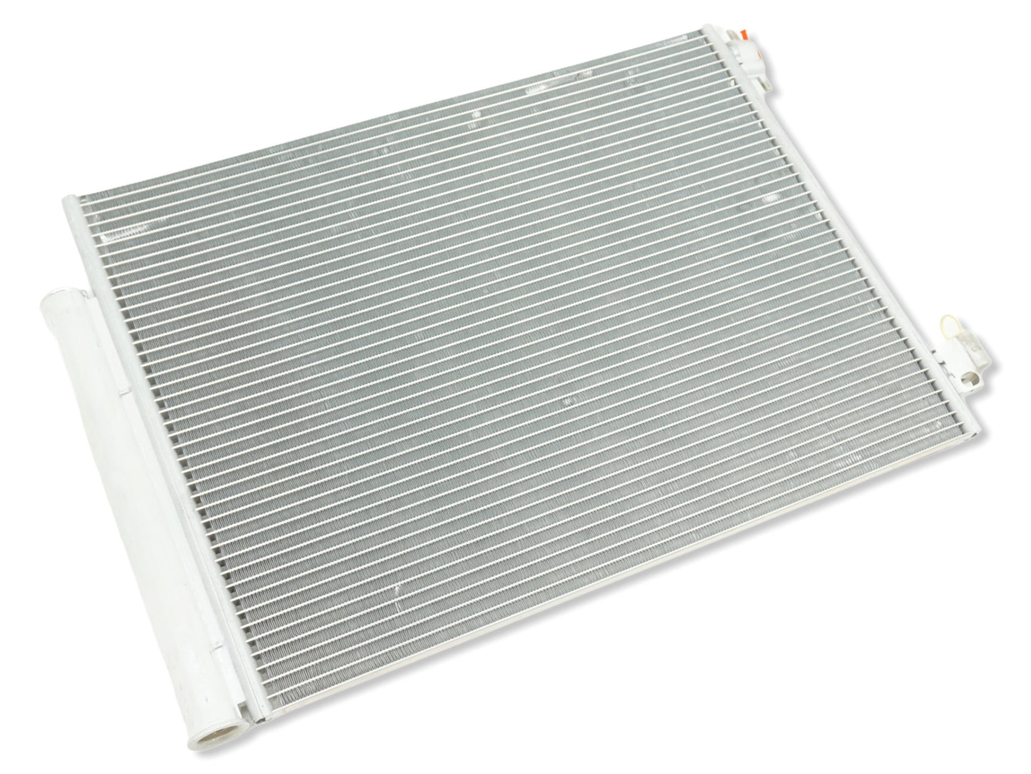 Pièce d'origine Condenseur de climatisation pour Renault Clio IV Captur 921006843R