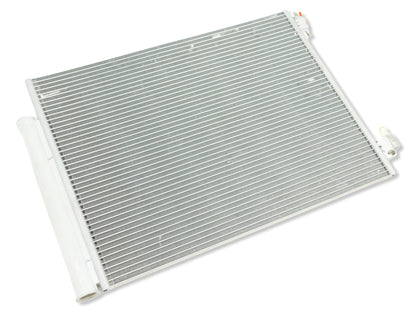 Pièce d'origine Condenseur de climatisation pour Renault Clio IV Captur 921006843R