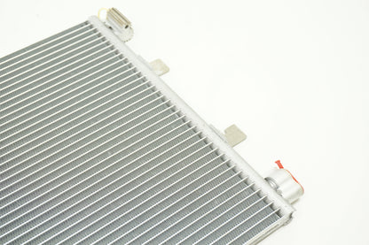 Pièce d'origine Condenseur de climatisation pour Renault Master III 921007845R