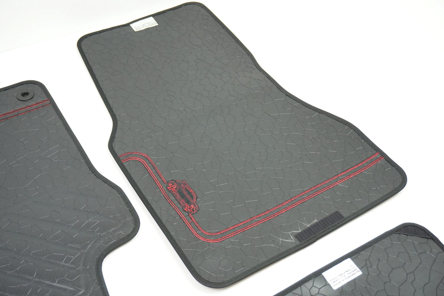 Pièce d'origine Tapis de sol pour Renault Twingo III 8201476013