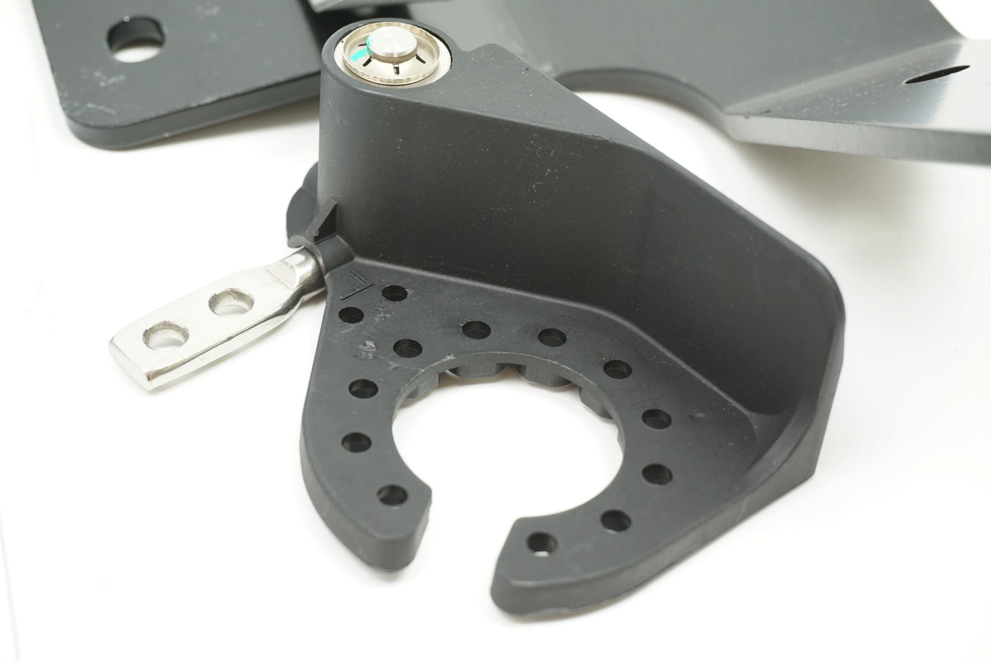 Pièce d'origine Attelage pour Renault Megane IV Grandtour break 8201679821