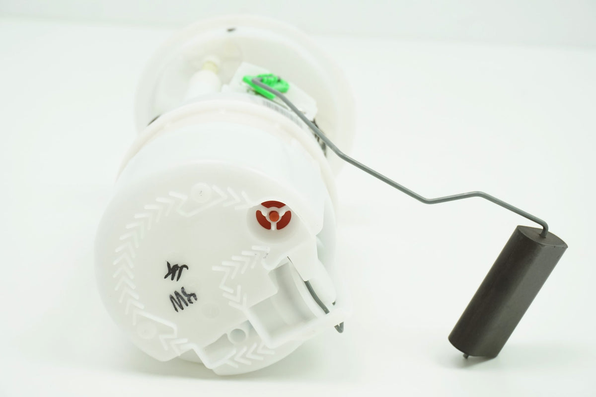 Pièce d'origine Pompe à carburant pour Renault Clio IV 170114543R