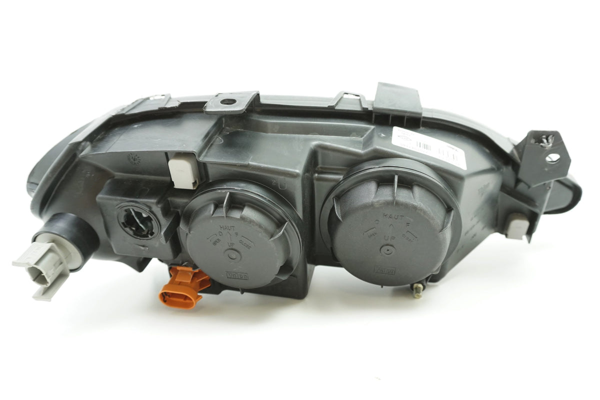 Pièce d'origine Phare avant gauche pour Renault Megane I 7701047185
