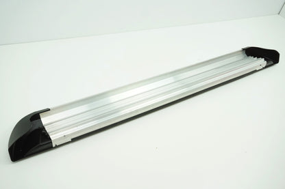 Pièce d'origine Marchepied de bas de caisse chromé pour Renault Master III 7702271456