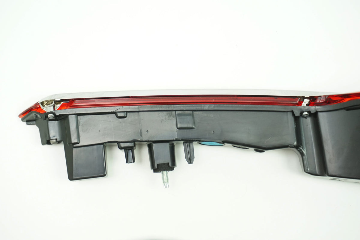 Pièce d'origine Feu arrière droit pour Renault Talisman 265507240R