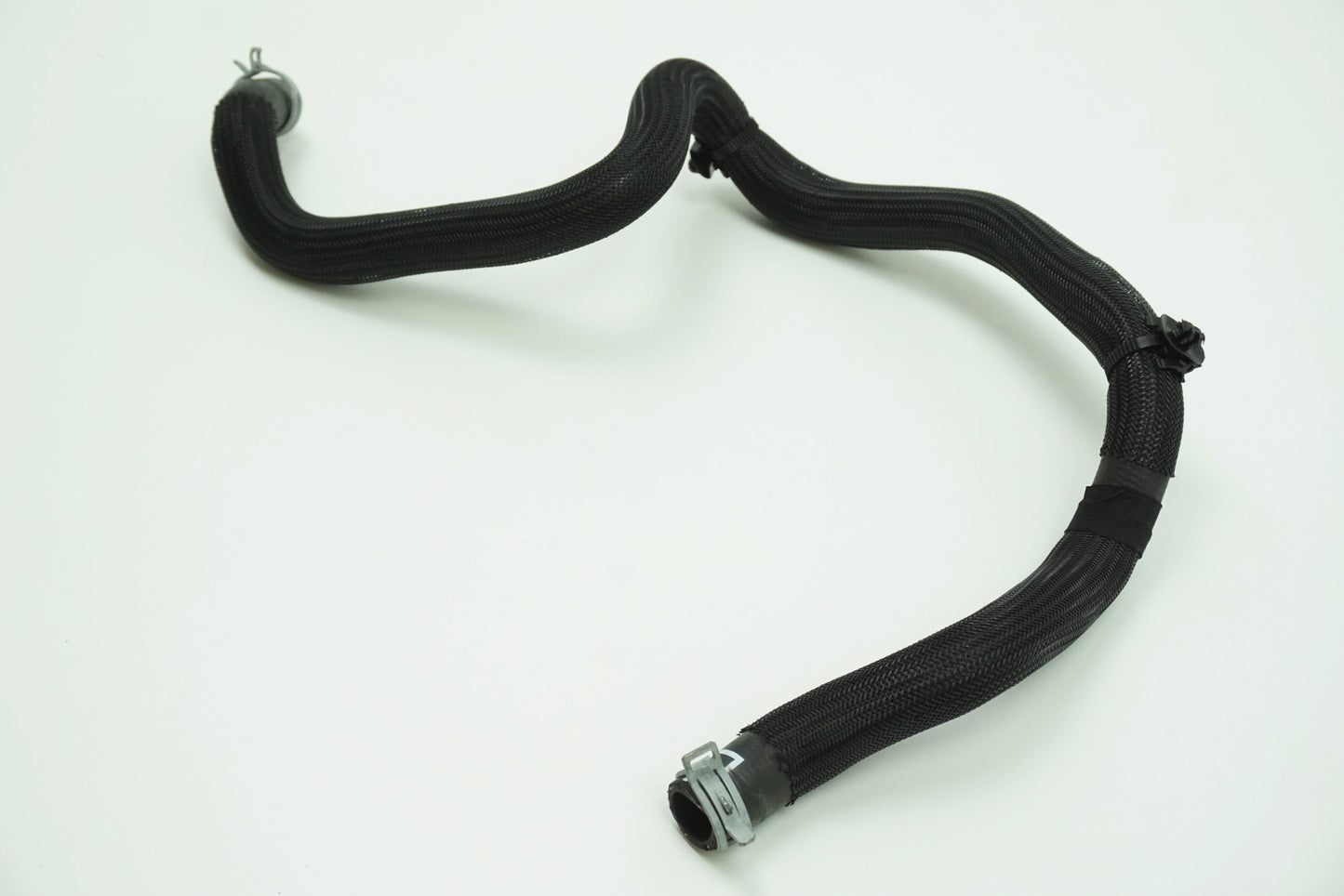 Pièce d'origine Durite de refroidissement avec tube d'eau pour Renault Trafic III 924100345R