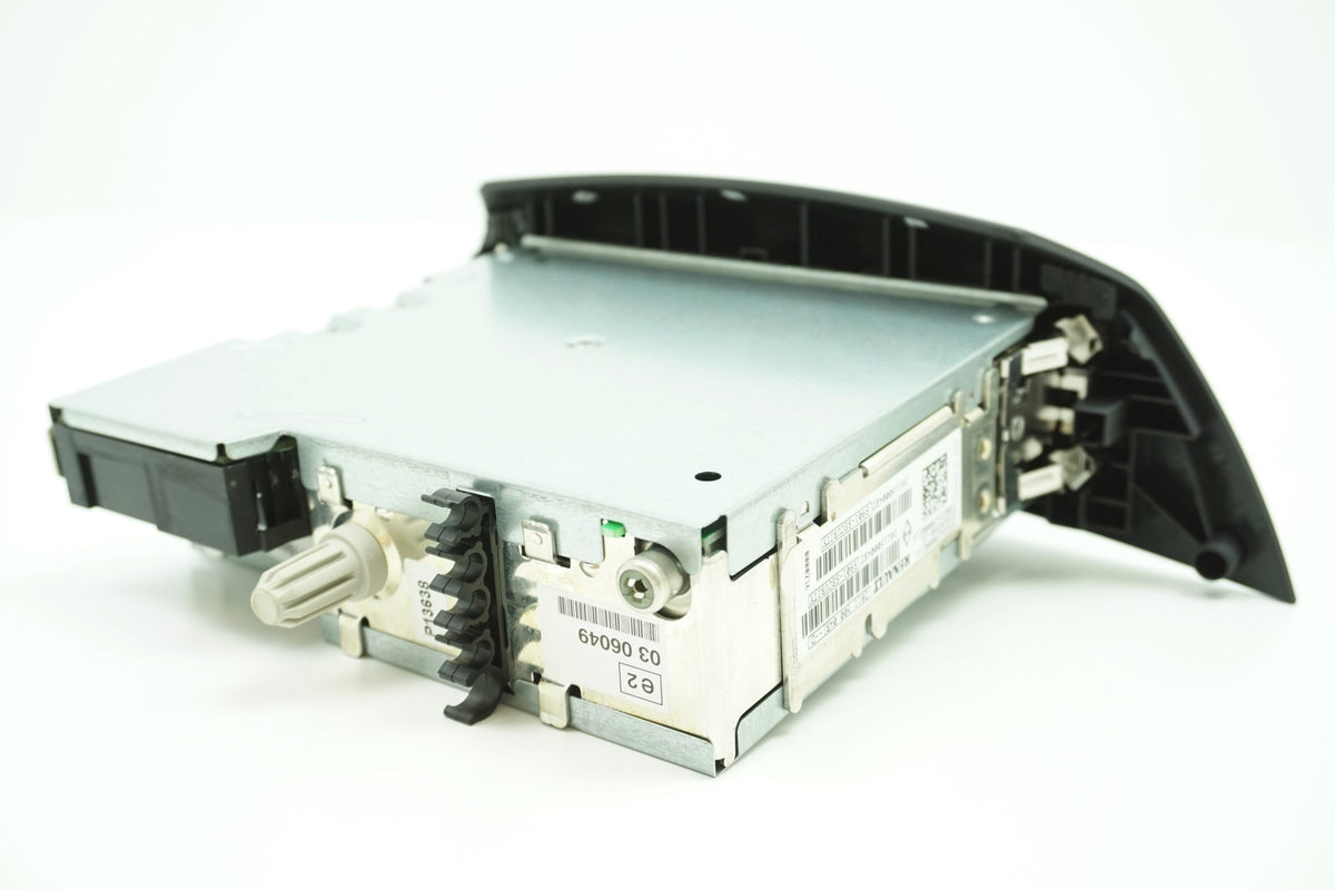Pièce d'origine Autoradio pour Renault Laguna III 281150004R