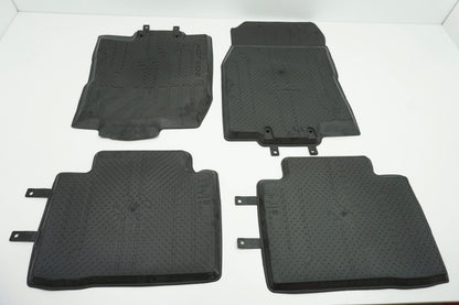 Pièce d'origine Tapis de sol en caoutchouc pour Renault Koleos II 8201676313