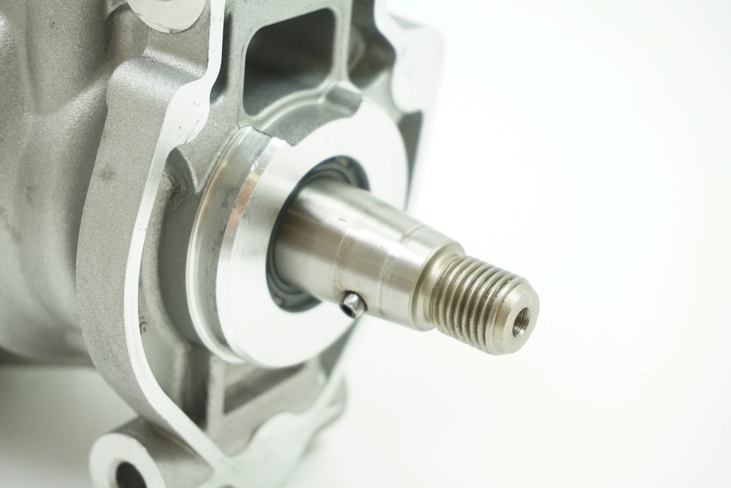 Pièce d'origine Pompe d'injection pour Renault 167001339R