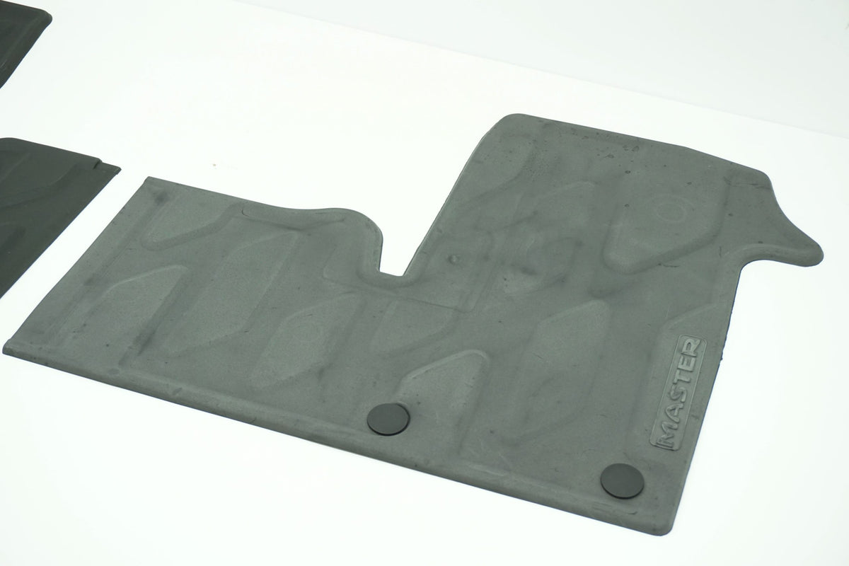 Pièce d'origine Tapis de sol en caoutchouc pour Renault Master III 7711426008
