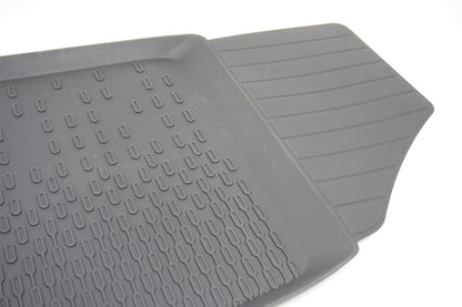 Pièce d'origine Tapis de sol en caoutchouc pour Dacia Duster II 8201708306
