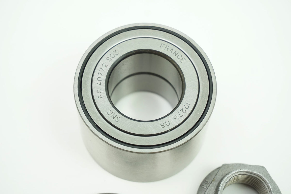 Pièce d'origine Roulement de roue arrière pour Renault Trafic Opel Vivaro 7701206849