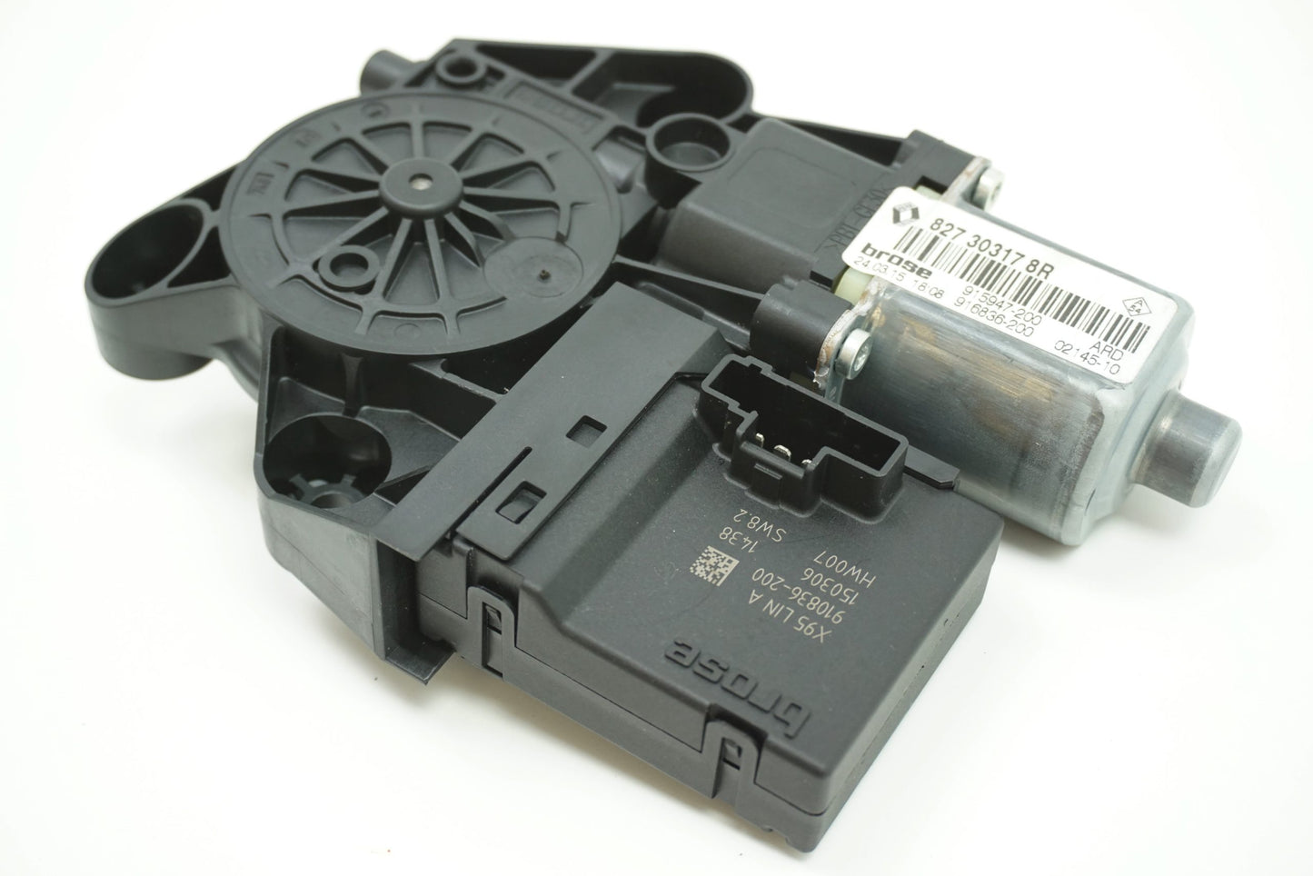 Pièce d'origine Moteur de lève-vitre arrière droit pour Renault Scenic III 827303178R