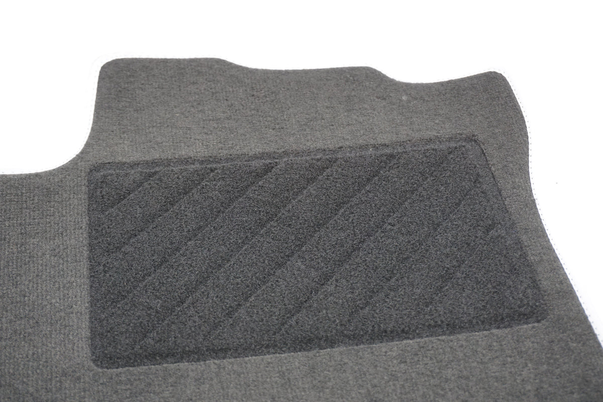 Pièce d'origine Tapis de sol en velours pour Dacia Sandero II 8201481336