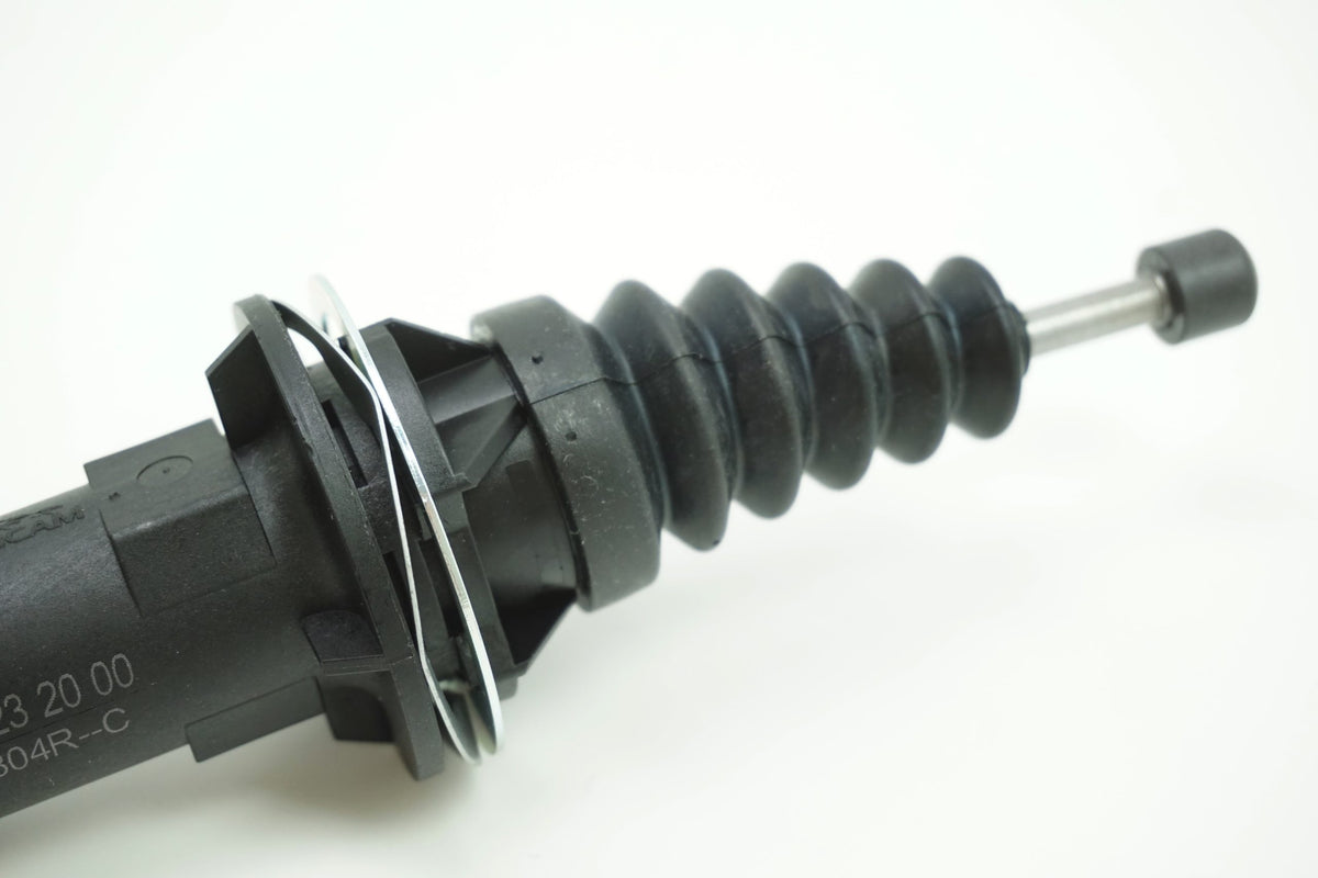 Pièce d'origine Cylindre émetteur d'embrayage pour Renault Master III 306202804R