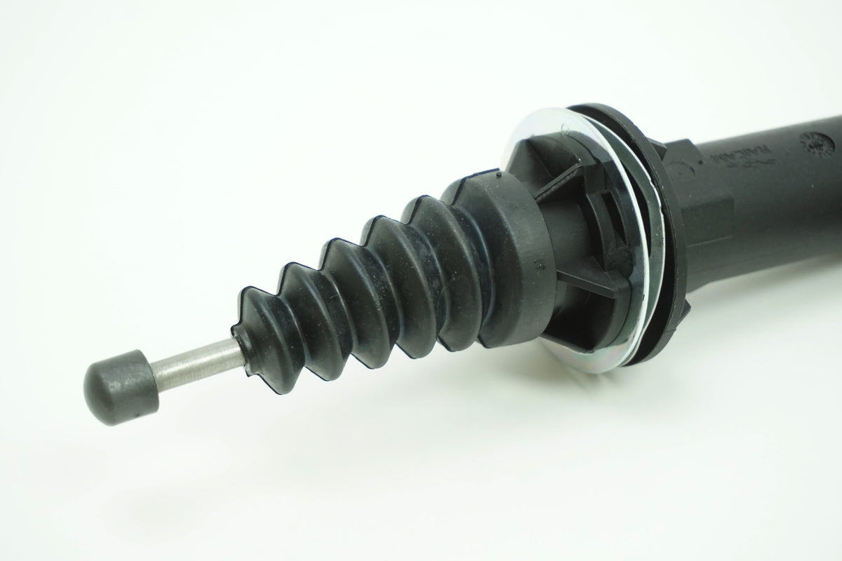 Pièce d'origine Cylindre émetteur d'embrayage pour Renault Master III 306202804R