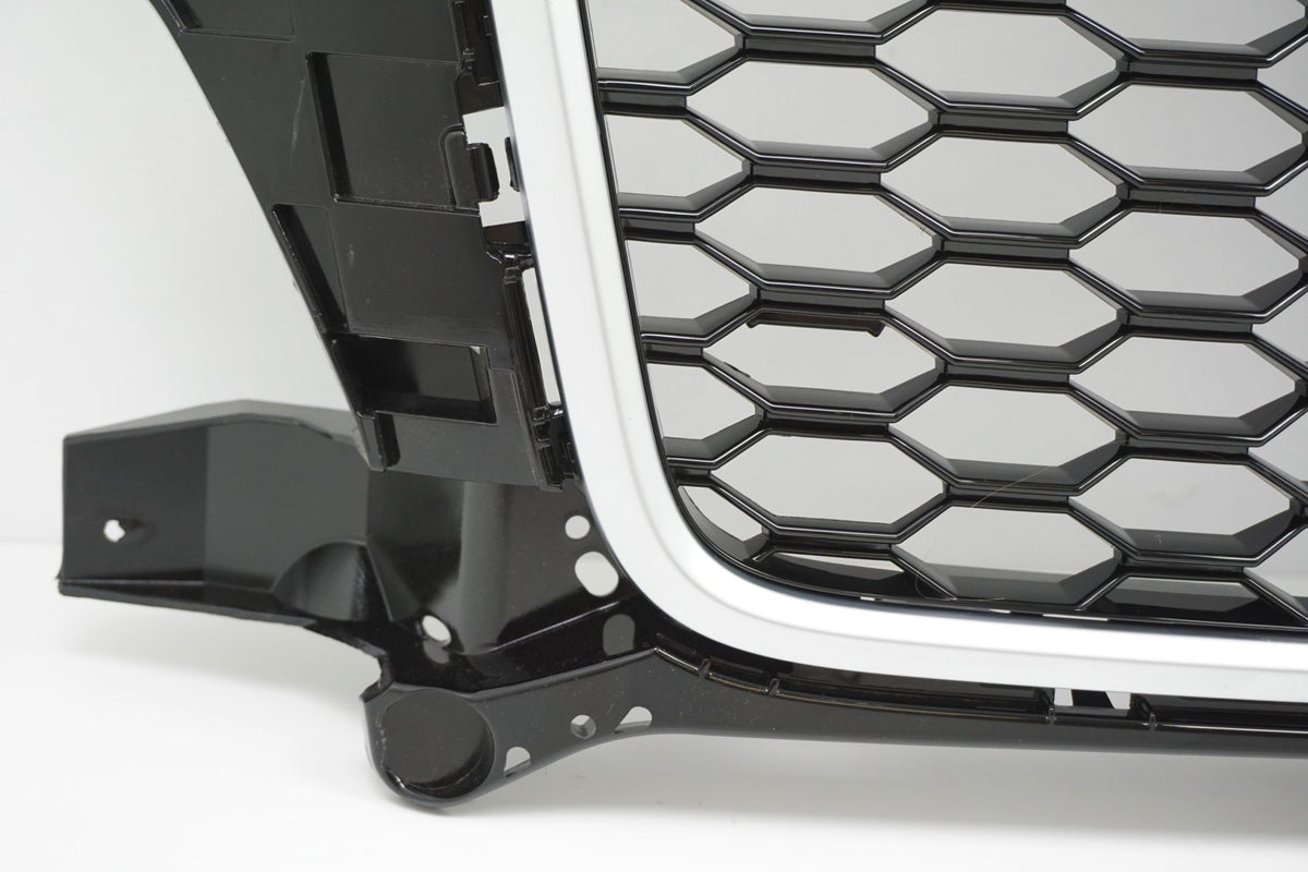 Pièce d'origine Calandre pour Audi RS Q3 restylé 8U0853653AB 8U0853651AB