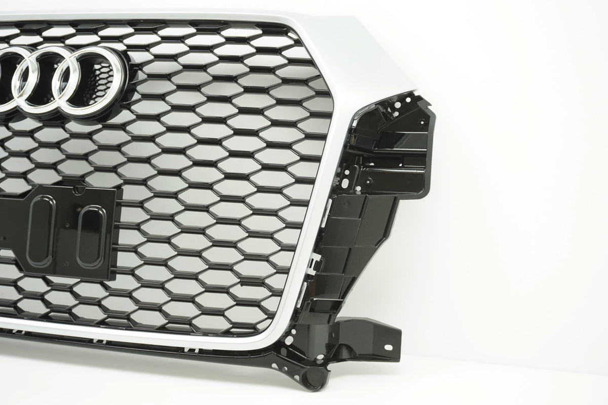Pièce d'origine Calandre pour Audi RS Q3 restylé 8U0853653AB 8U0853651AB