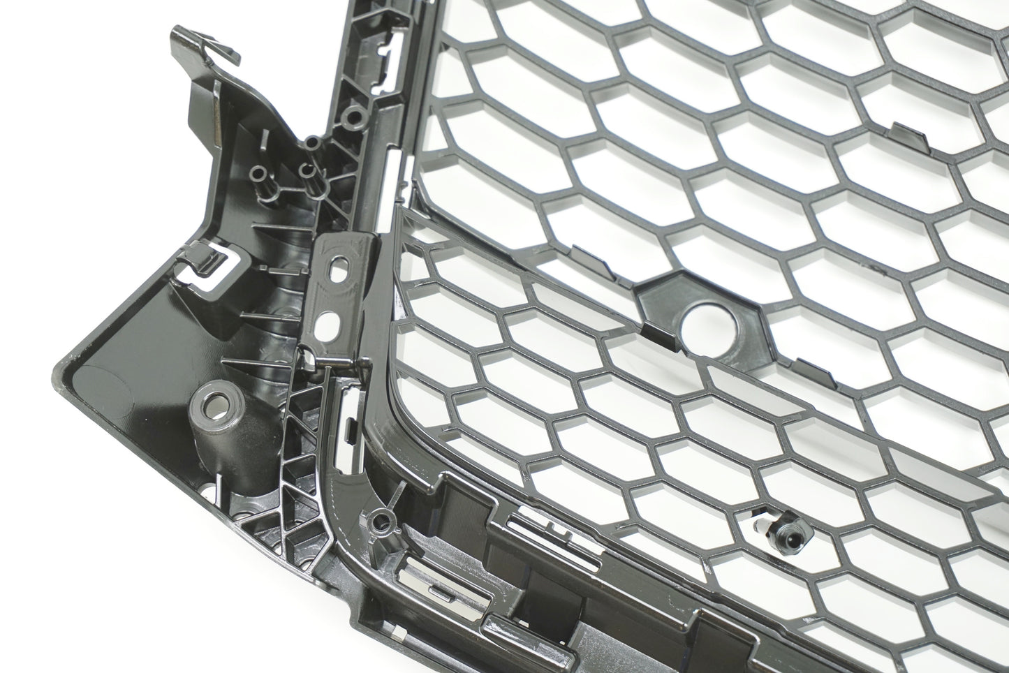 Pièce d'origine Calandre pour Audi TT RS 8S Quattro 8S0853653A