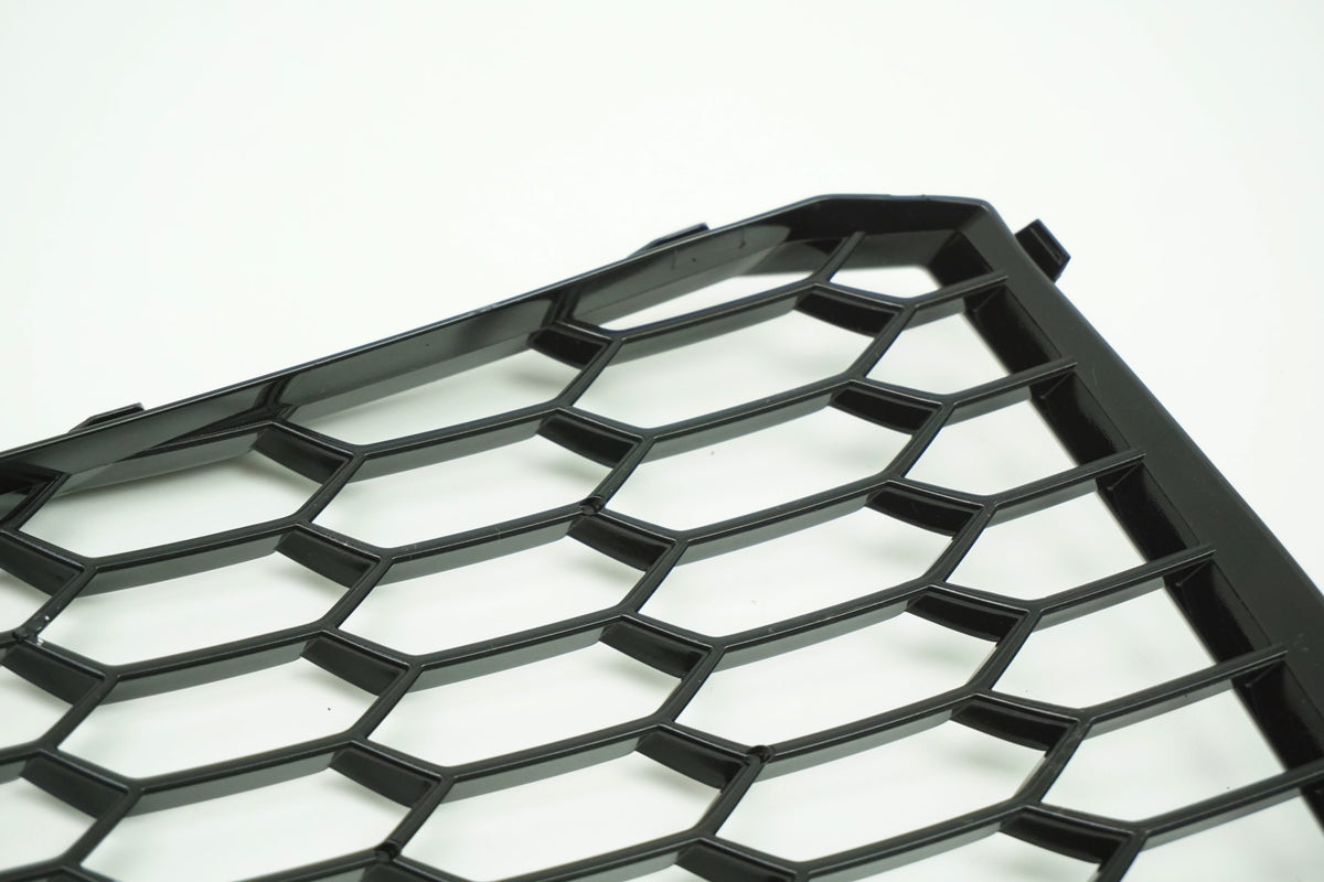 Pièce d'origine Grille de pare-chocs droite pour Audi TT RS 8S 8S0807682J