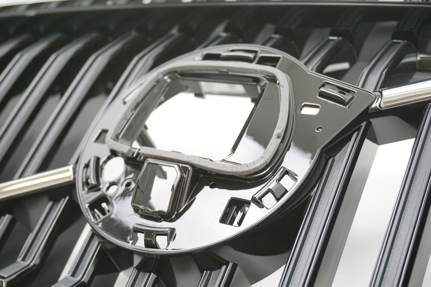 Pièce d'origine Calandre pour Volvo XC60 restylé 32291019