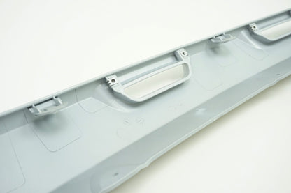 Pièce d'origine Diffuseur de pare-chocs avec baguette décorative pour Dacia Logan 850701927R