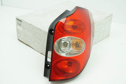 Pièce d'origine Feu arrière droit pour Renault Laguna II 8200703489