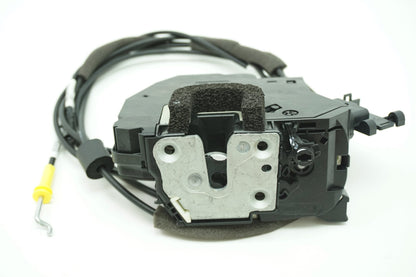 Pièce d'origine Serrure de porte arrière gauche pour Renault Trafic III 825038634R