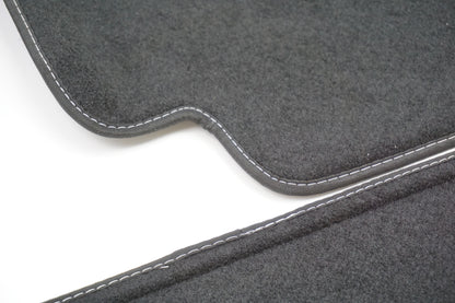 Pièce d'origine Tapis de sol velours pour Renault Clio III 7711424550