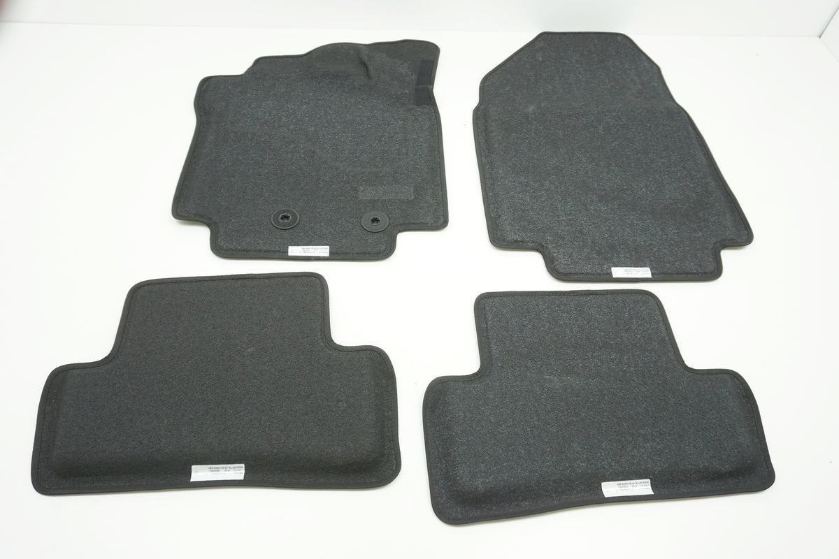 Pièce d'origine Tapis de sol velours pour Renault Clio III 7711424550