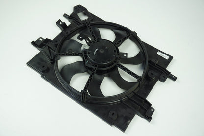 Pièce d'origine Ventilateur de radiateur pour Dacia Sandero II Logan II 214811897R