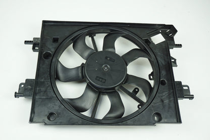 Pièce d'origine Ventilateur de radiateur pour Dacia Duster 214814130R