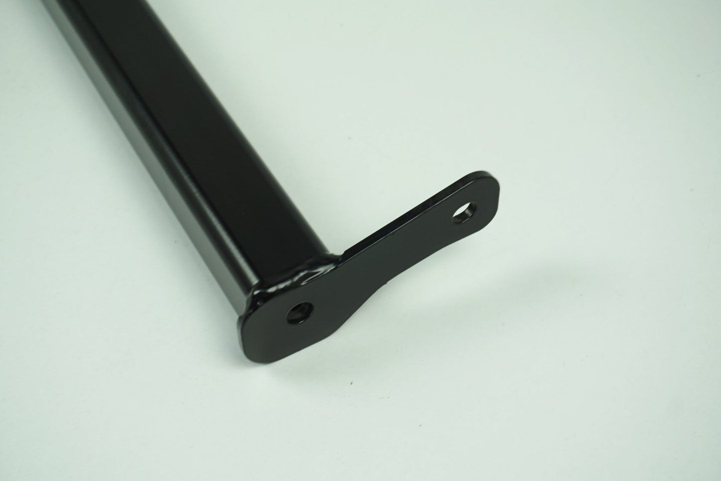 Pièce d'origine Traverse d'attelage pour Renault Captur I 8201358832