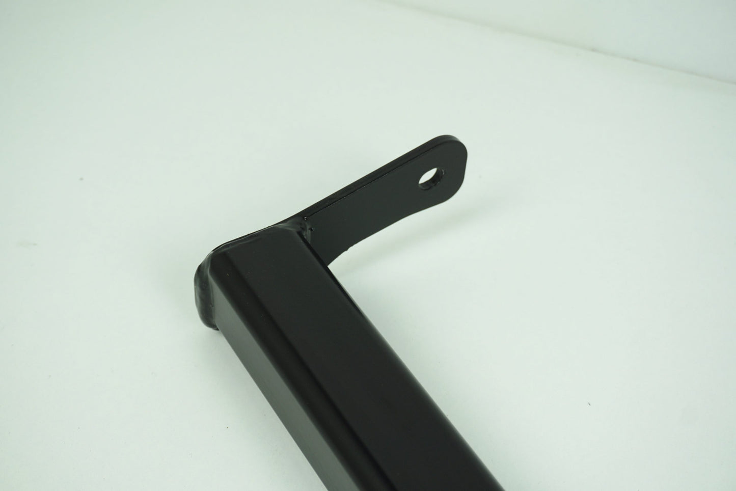 Pièce d'origine Traverse d'attelage pour Renault Captur I 8201358832