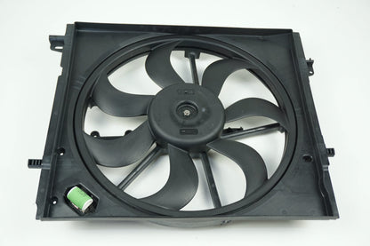Pièce d'origine Ventilateur de radiateur pour Nissan X-Trail T32 Qashqai J11 214814EB0A