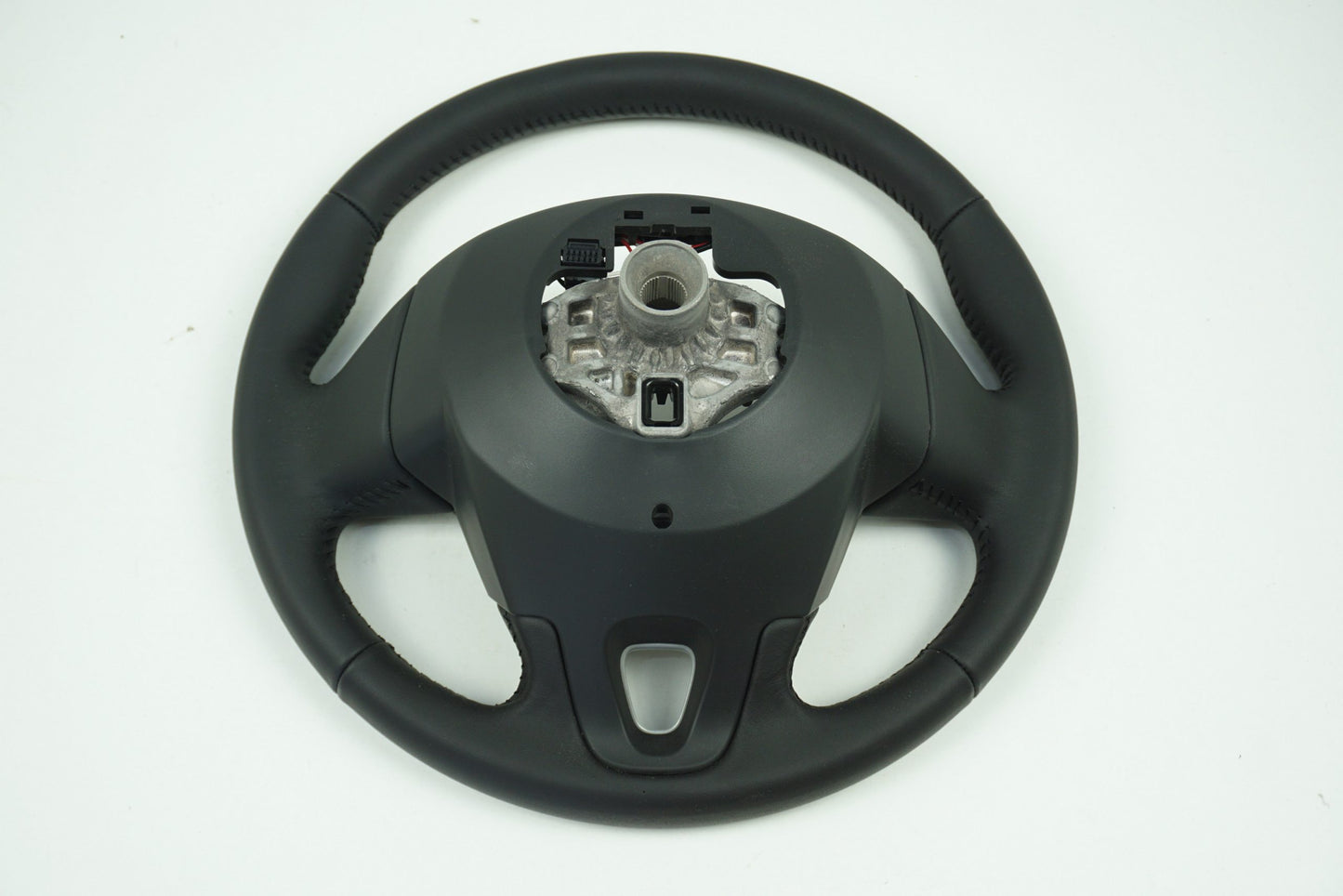 Pièce d'origine Volant cuir pour Renault Megane III 484001175R